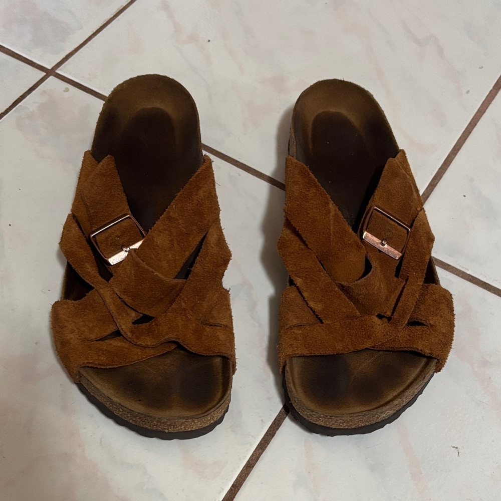 Birkenstock Tan Suede Men’s Sandals